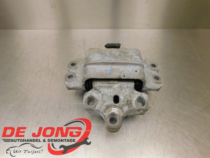 Gebruikte Motorsteun Volkswagen Golf VI Variant (AJ5/1KA) 2.0 GTD 16V Prijs € 7,95 Margeregeling aangeboden door Autodemontagebedrijf de Jong