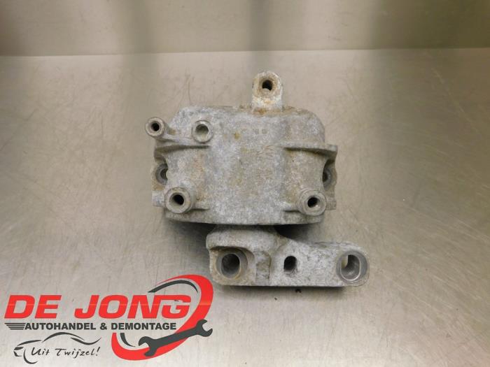 Gebruikte Motorsteun Volkswagen Golf VI Variant (AJ5/1KA) 2.0 GTD 16V Prijs € 10,99 Margeregeling aangeboden door Autodemontagebedrijf de Jong