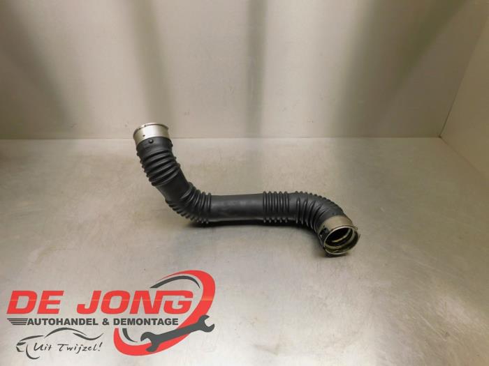 Gebruikte Intercooler Buis Mercedes A (177.0) 1.3 A-200 Turbo 16V Prijs € 29,99 Margeregeling aangeboden door Autodemontagebedrijf de Jong