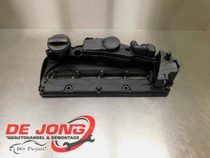 Gebruikte Kleppendeksel Volkswagen Passat Variant (3C5) 2.0 TDI 16V 140 Prijs € 14,95 Margeregeling aangeboden door Autodemontagebedrijf de Jong