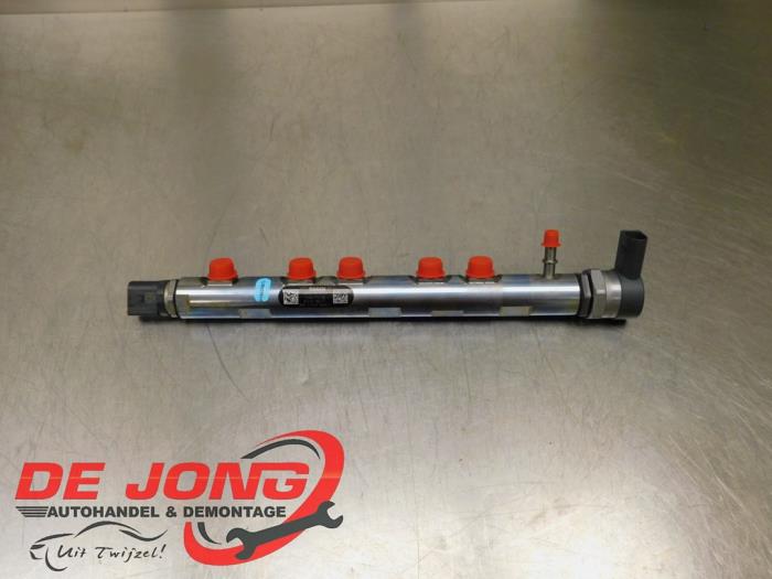 Gebruikte Injector brug Mini Countryman (R60) 1.6 Cooper D ALL4 Prijs € 64,99 Margeregeling aangeboden door Autodemontagebedrijf de Jong