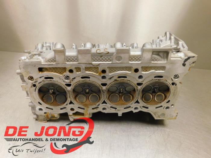 Cilinderkop van een Mercedes-Benz A (177.0) 1.3 A-180 Turbo 16V 2020
