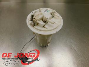 Gebruikte Tank element Pomp Peugeot 208 I (CA/CC/CK/CL) 1.4 HDi Prijs € 27,45 Margeregeling aangeboden door Autodemontagebedrijf de Jong