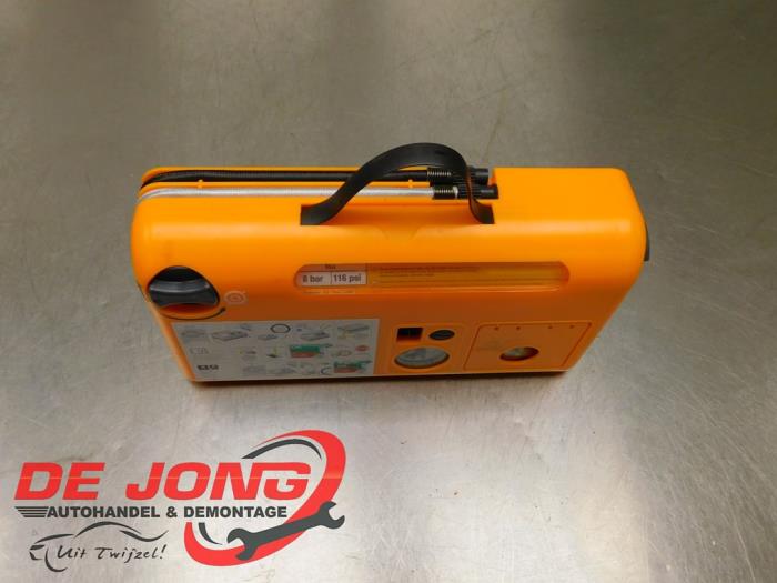 Compressor van een Peugeot 208 I (CA/CC/CK/CL) 1.4 HDi 2013