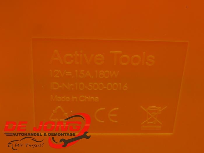 Compressor van een Peugeot 208 I (CA/CC/CK/CL) 1.4 HDi 2013