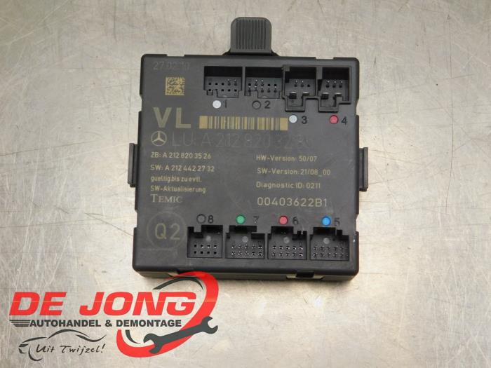 Gebruikte Deur module Mercedes C Estate (S204) 2.2 C-200 CDI 16V BlueEFFICIENCY Prijs € 19,90 Margeregeling aangeboden door Autodemontagebedrijf de Jong