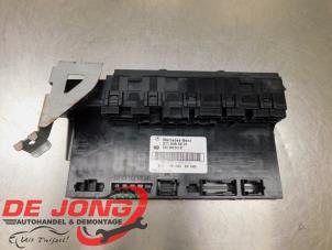 Gebruikte Comfort Module Mercedes E Combi (S211) 2.2 E-220 CDI 16V Prijs € 99,99 Margeregeling aangeboden door Autodemontagebedrijf de Jong