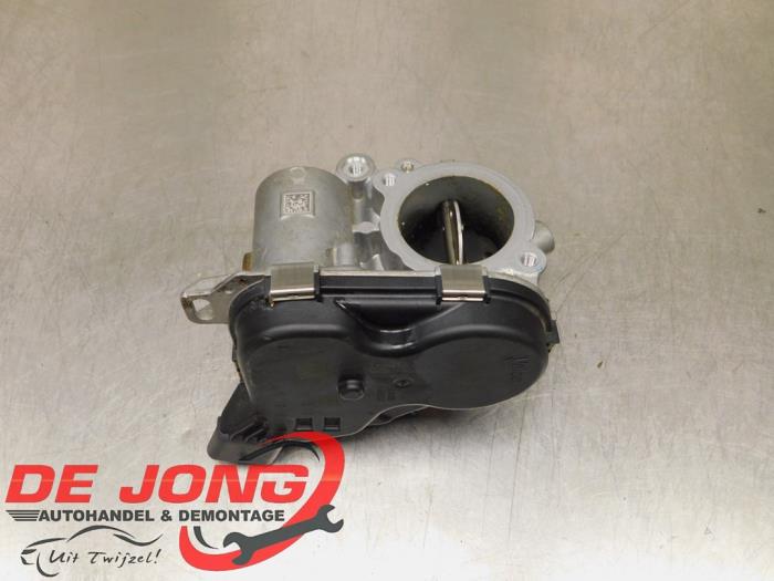 Gebruikte Gasklephuis Opel Astra K Sports Tourer 1.5 CDTi 105 12V Prijs € 145,00 Margeregeling aangeboden door Autodemontagebedrijf de Jong