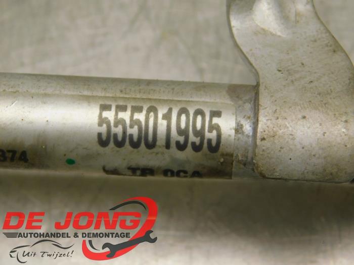 Oliedruk Leiding van een Opel Astra K Sports Tourer 1.5 CDTi 105 12V 2021