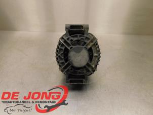 Gebruikte Dynamo Jeep Grand Cherokee (WG/WJ) 2.7 CRD 20V Prijs € 200,00 Margeregeling aangeboden door Autodemontagebedrijf de Jong