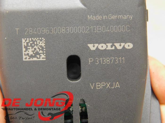 Remassistent sensor van een Volvo V70 (BW) 2.0 D3 20V 2013