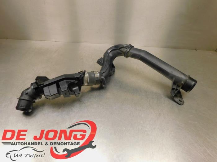 Gebruikte Intercooler Slang Opel Grandland (X) 2.0 CDTI Prijs € 30,20 Margeregeling aangeboden door Autodemontagebedrijf de Jong