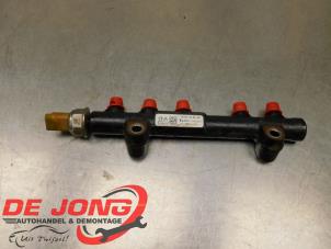 Gebruikte Injector brug Ford Transit Connect (PJ2) 1.5 TDCi ECOnetic Prijs € 24,15 Margeregeling aangeboden door Autodemontagebedrijf de Jong