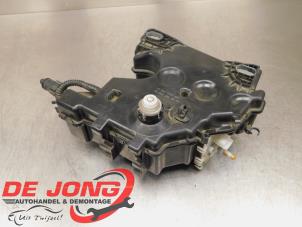 Gebruikte Additatief tank Opel Vivaro 2.0 CDTI 122 Prijs € 362,99 Inclusief btw aangeboden door Autodemontagebedrijf de Jong