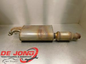 Gebruikte Uitlaat Einddemper Opel Vivaro 2.0 CDTI 122 Prijs € 241,99 Inclusief btw aangeboden door Autodemontagebedrijf de Jong