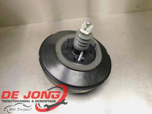 Gebruikte Rembooster Opel Vivaro 2.0 CDTI 122 Prijs € 60,44 Inclusief btw aangeboden door Autodemontagebedrijf de Jong