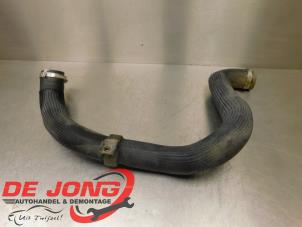 Gebruikte Intercooler Slang Opel Vivaro 2.0 CDTI 122 Prijs € 36,29 Inclusief btw aangeboden door Autodemontagebedrijf de Jong