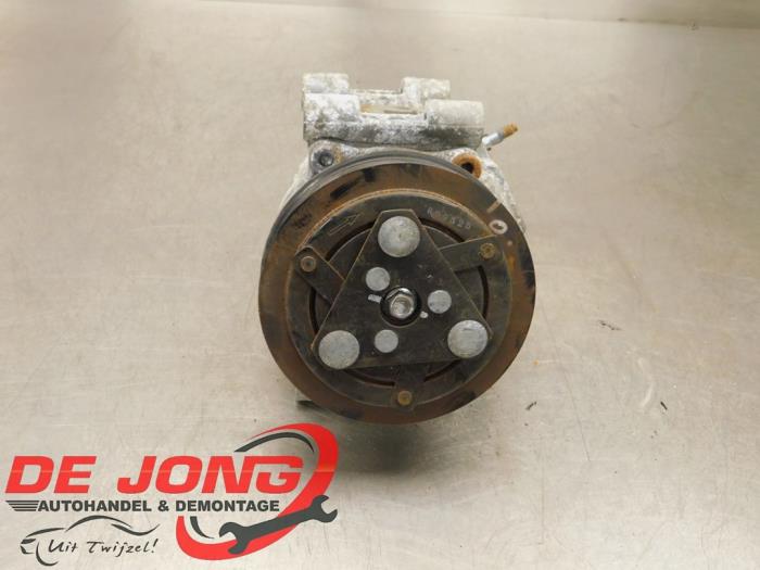 Gebruikte Pomp Airco Opel Vivaro 2.0 CDTI 122 Prijs € 193,59 Inclusief btw aangeboden door Autodemontagebedrijf de Jong