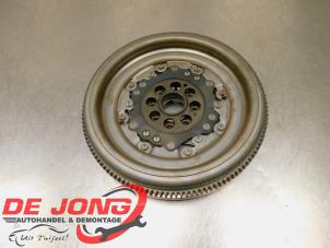 Gebruikte Vliegwiel Volkswagen Golf VII (AUA) 2.0 R-line 4Motion 16V Prijs € 74,99 Margeregeling aangeboden door Autodemontagebedrijf de Jong