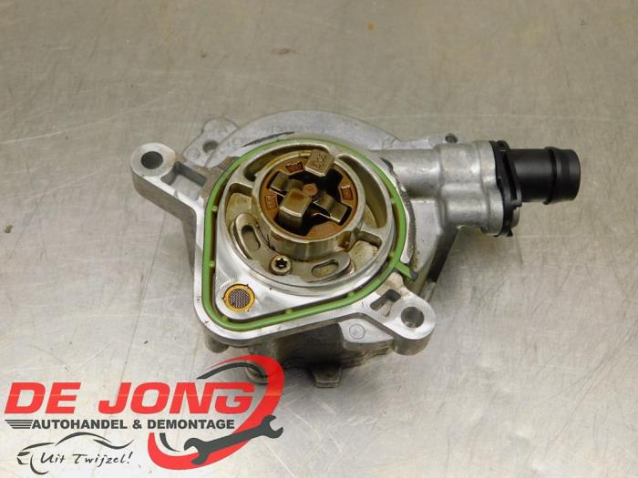 Gebruikte Vacuumpomp (Benzine) Mercedes A (177.0) 1.3 A-200 Turbo 16V Prijs € 13,99 Margeregeling aangeboden door Autodemontagebedrijf de Jong