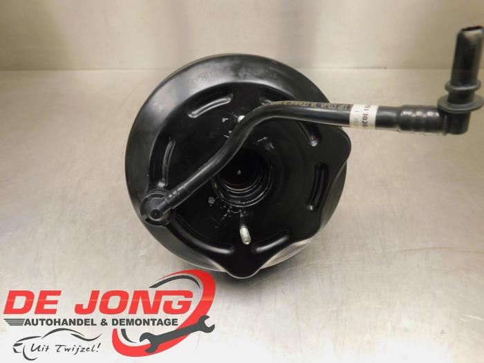 Gebruikte Rembooster BMW 1 serie (F20) 118i 1.5 TwinPower 12V Prijs € 44,99 Margeregeling aangeboden door Autodemontagebedrijf de Jong