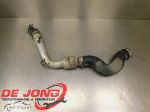 Gebruikte Intercooler Slang Volkswagen Touareg (7PA/PH) 4.2 TDI V8 DPF 32V Prijs € 100,00 Margeregeling aangeboden door Autodemontagebedrijf de Jong