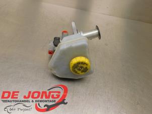 Gebruikte Hoofdremcilinder Volkswagen Touareg (7PA/PH) 4.2 TDI V8 DPF 32V Prijs € 49,99 Margeregeling aangeboden door Autodemontagebedrijf de Jong