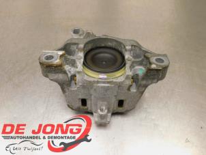 Gebruikte Motorsteun Mercedes B (W246) 1.6 B-180 BlueEFFICIENCY Turbo 16V Prijs € 30,20 Margeregeling aangeboden door Autodemontagebedrijf de Jong