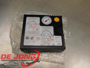 Gebruikte Compressor Mini Clubman (R55) 1.6 Cooper D Prijs € 20,00 Margeregeling aangeboden door Autodemontagebedrijf de Jong