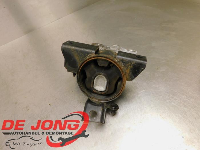 Gebruikte Motorrubber Ssang Yong Tivoli 1.6 e-XDi 16V 2WD Prijs € 40,00 Margeregeling aangeboden door Autodemontagebedrijf de Jong