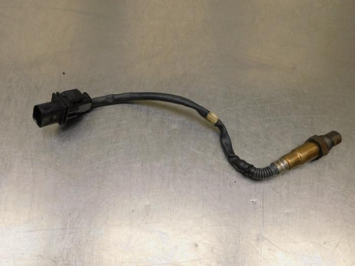 Gebruikte Lambda Sonde Peugeot Partner (GC/GF/GG/GJ/GK) 1.6 HDI 90 Prijs € 14,40 Margeregeling aangeboden door Autodemontagebedrijf de Jong