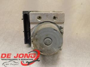 Gebruikte ABS Pomp Alfa Romeo 147 (937) 1.6 HP Twin Spark 16V Prijs € 74,99 Margeregeling aangeboden door Autodemontagebedrijf de Jong