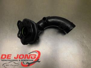 Gebruikte Intercooler Buis Opel Grandland (X) 2.0 CDTI Prijs € 30,20 Margeregeling aangeboden door Autodemontagebedrijf de Jong