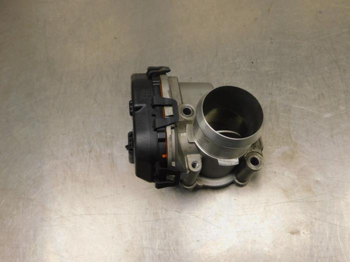 Gebruikte Gasklephuis Peugeot 308 (L3/L8/LB/LH/LP) 1.6 BlueHDi 115 16V Prijs € 19,90 Margeregeling aangeboden door Autodemontagebedrijf de Jong