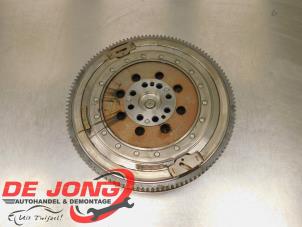 Gebruikte Dubbele massa vliegwiel BMW 3 serie Touring (F31) 318d 2.0 16V Prijs € 174,99 Margeregeling aangeboden door Autodemontagebedrijf de Jong