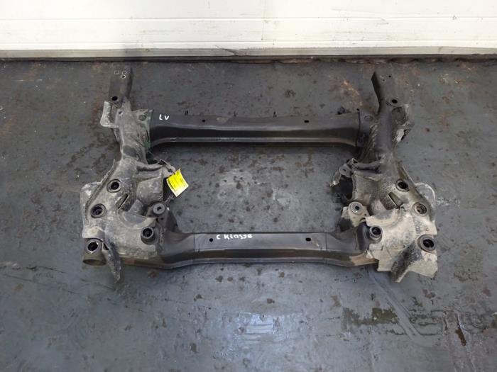 Gebruikte Subframe Mercedes C (W205) C-180 1.6 CDI BlueTEC, C-180 d 16V Prijs € 245,00 Margeregeling aangeboden door Autodemontagebedrijf de Jong