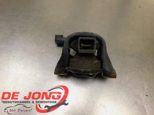 Gebruikte Motorsteun Peugeot 2008 (CU) 1.4 HDi Prijs € 13,99 Margeregeling aangeboden door Autodemontagebedrijf de Jong