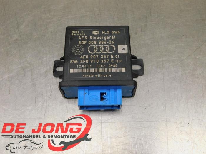 Gebruikte Module Verlichting Audi Q7 (4LB) 3.0 TDI V6 24V Prijs € 29,99 Margeregeling aangeboden door Autodemontagebedrijf de Jong