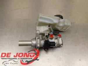 Gebruikte Hoofdremcilinder Skoda Octavia Combi (5EAC) 1.6 TDI Greenline 16V Prijs € 29,99 Margeregeling aangeboden door Autodemontagebedrijf de Jong