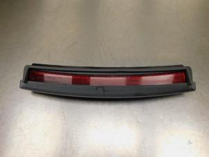 Gebruikte Remlicht Extra midden Tesla Model 3 Long Range AWD 75 kWh Prijs € 108,85 Margeregeling aangeboden door Autodemontagebedrijf de Jong