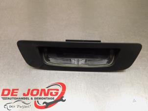 Gebruikte Achterklep Handgreep Opel Astra K Sports Tourer 1.6 CDTI 110 16V Prijs € 19,95 Margeregeling aangeboden door Autodemontagebedrijf de Jong