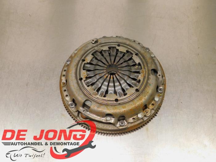 Vliegwiel van een Peugeot Partner (EA//EF/EN/EU) 1.5 BlueHDi 100 2023