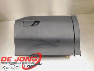 Gebruikte Dashboardkastje Ford Focus 4 1.0 EcoBoost 12V Hybrid 125 Prijs € 49,95 Margeregeling aangeboden door Autodemontagebedrijf de Jong