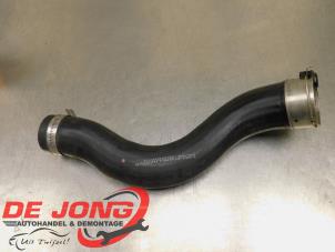 Gebruikte Intercooler Slang Ford Focus 4 1.0 EcoBoost 12V Hybrid 125 Prijs € 74,99 Margeregeling aangeboden door Autodemontagebedrijf de Jong