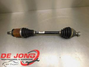 Gebruikte Steekas links-voor BMW X3 (F25) xDrive20d 16V Prijs € 149,95 Margeregeling aangeboden door Autodemontagebedrijf de Jong