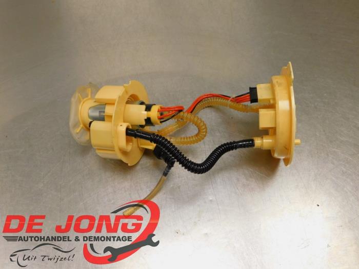 Gebruikte Tank element Pomp Audi Q7 (4MB/4MG) 3.0 TDI V6 24V Prijs € 98,90 Margeregeling aangeboden door Autodemontagebedrijf de Jong