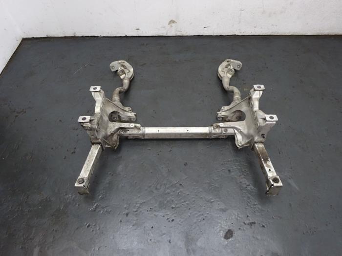 Gebruikte Subframe Audi Q7 (4MB/4MG) 3.0 TDI V6 24V Prijs € 325,00 Margeregeling aangeboden door Autodemontagebedrijf de Jong
