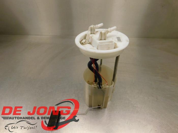 Gebruikte Tank element Pomp Ford Transit Connect (PJ2) 1.6 TDCi 16V 95 Prijs € 49,95 Margeregeling aangeboden door Autodemontagebedrijf de Jong