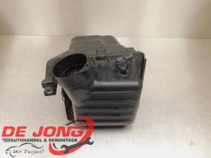 Gebruikte Luchtfilterhuis Chrysler 300 C Touring 3.0 CRD 24V Prijs € 24,99 Margeregeling aangeboden door Autodemontagebedrijf de Jong