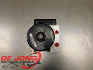 Gebruikte ABS Pomp Volvo V60 I (FW/GW) 2.4 D5 20V Autom. Prijs € 14,99 Margeregeling aangeboden door Autodemontagebedrijf de Jong